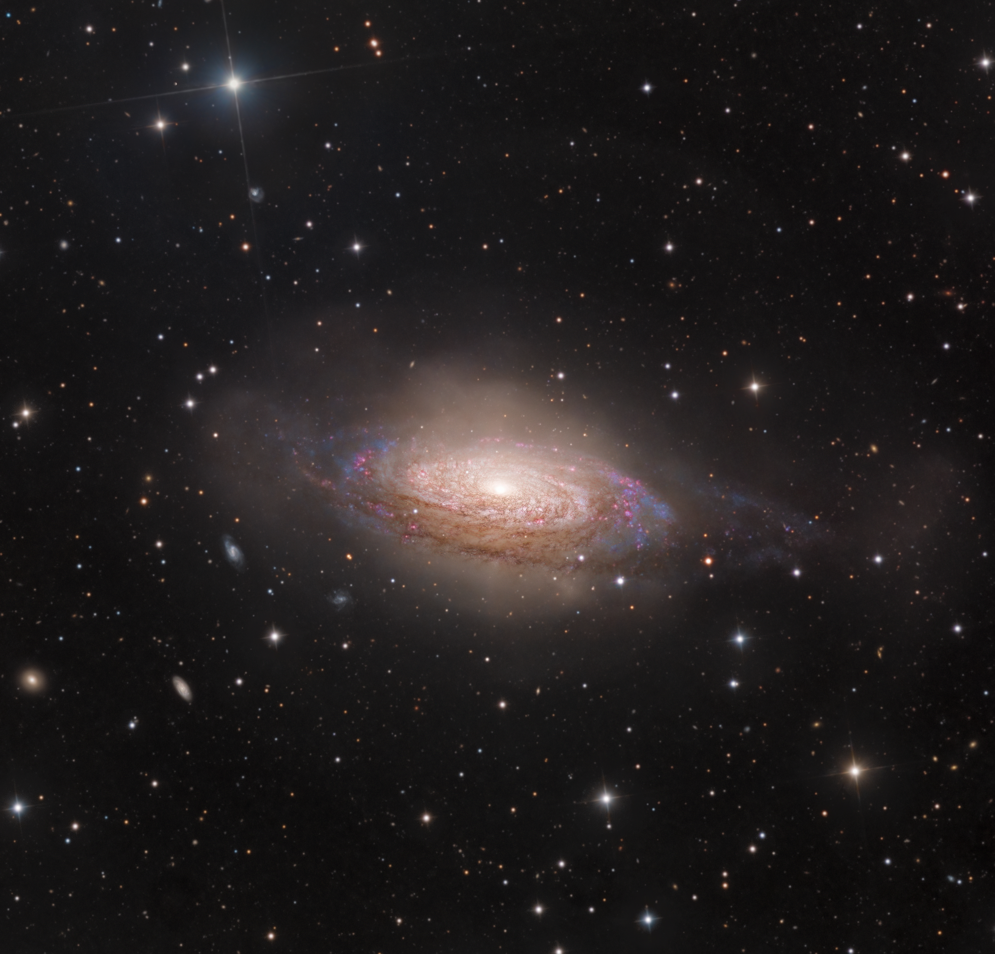 NGC 3521