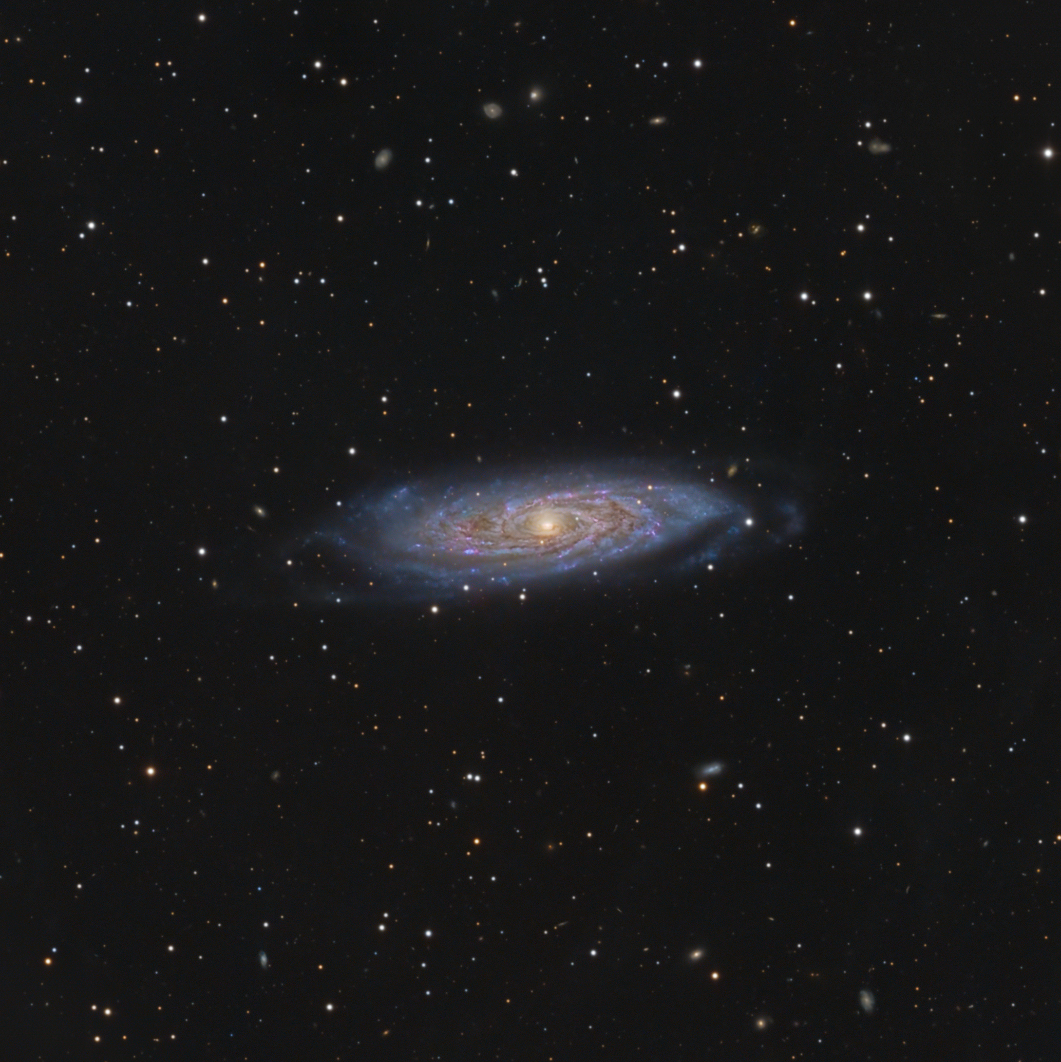 NGC 6925