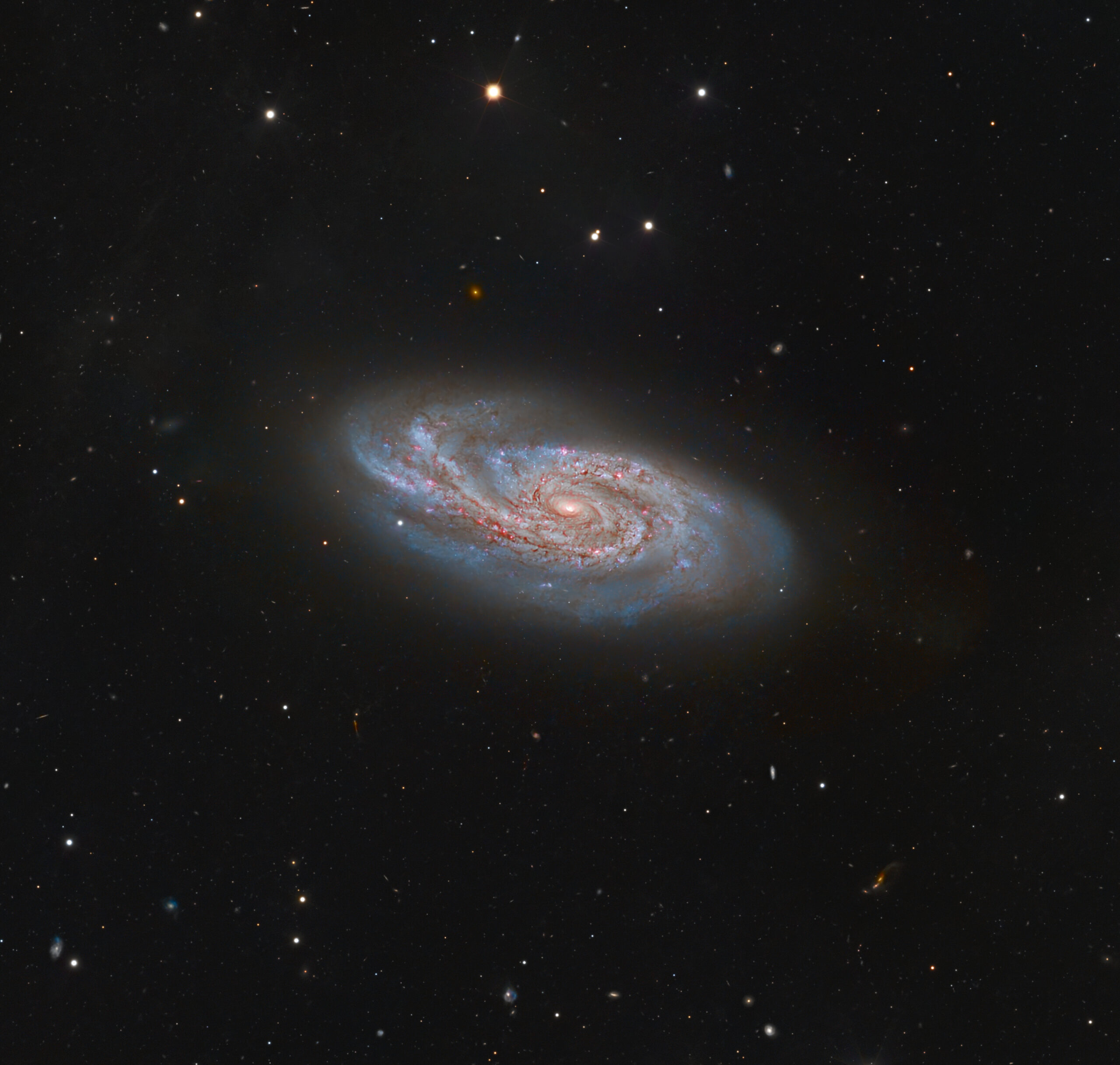 NGC 908